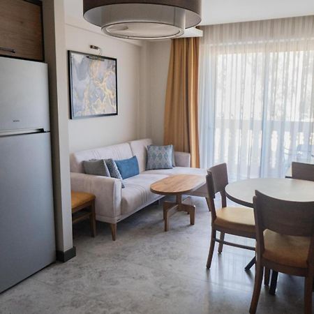Aparthotel Kalender Pansion Fethiye Exterior foto