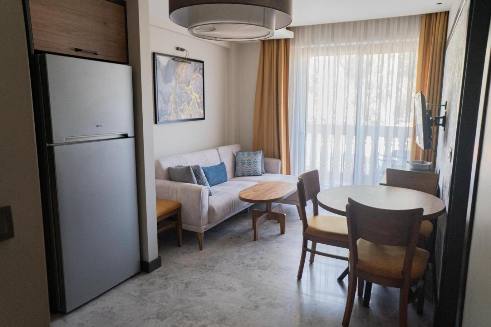 Aparthotel Kalender Pansion Fethiye Exterior foto